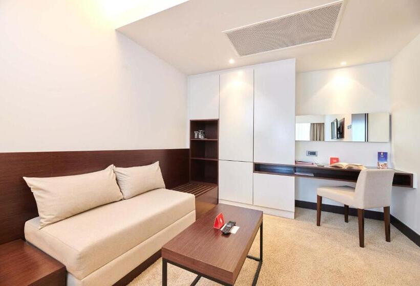 バルコニー付スイート, Parentium Plava Laguna