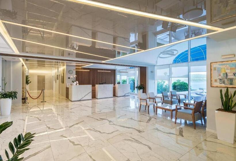 اتاق استاندارد با چشمانداز شهر, Sunce Neum