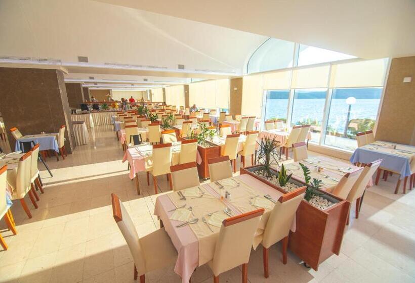 اتاق استاندارد یک نفره با چشمانداز دریا, Sunce Neum