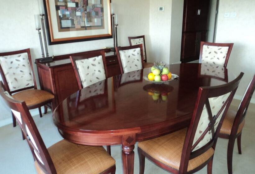 프레지덴셜 스위트, Taj Pamodzi Lusaka