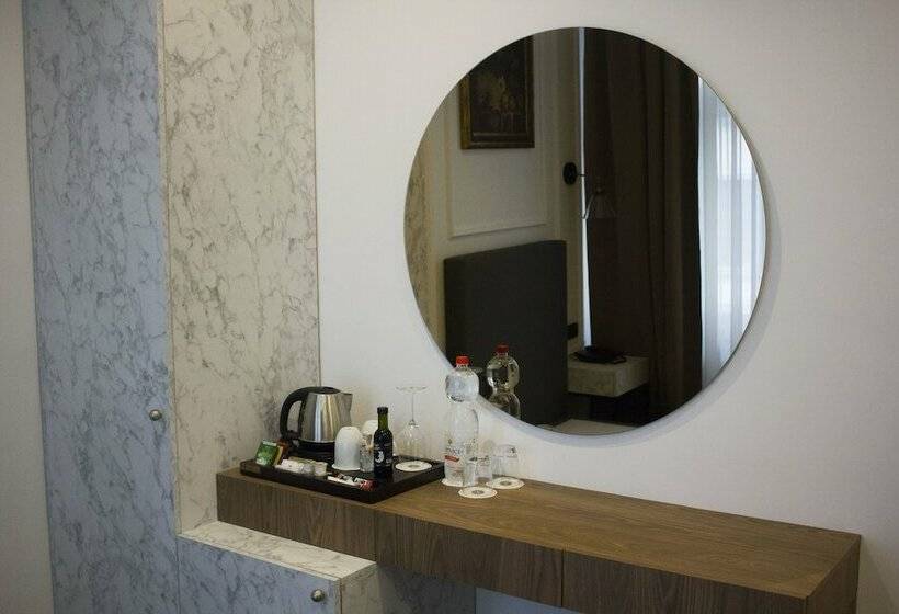 Chambre Standard Individuelle, Union