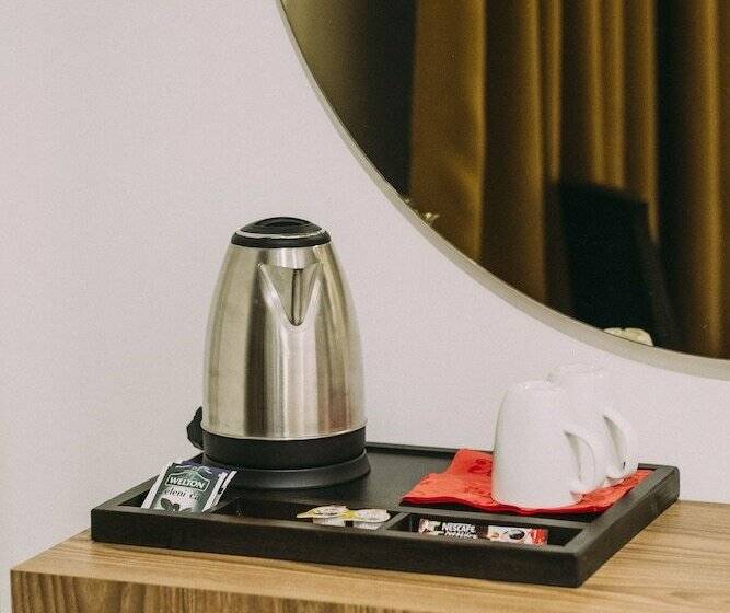 Chambre Standard Individuelle, Union