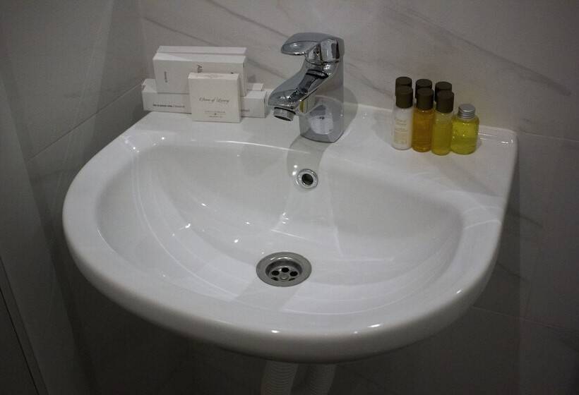 Chambre Triple Standard, Union