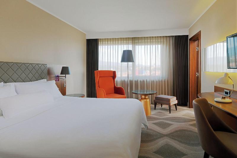 سوئیت اجرایی با تخت کینگ, The Westin Zagreb