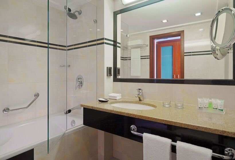 غرفة ديلوكس مطلة على المدينة, The Westin Zagreb