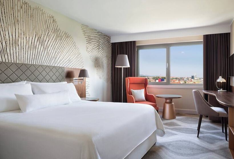 غرفة ديلوكس مطلة على المدينة, The Westin Zagreb