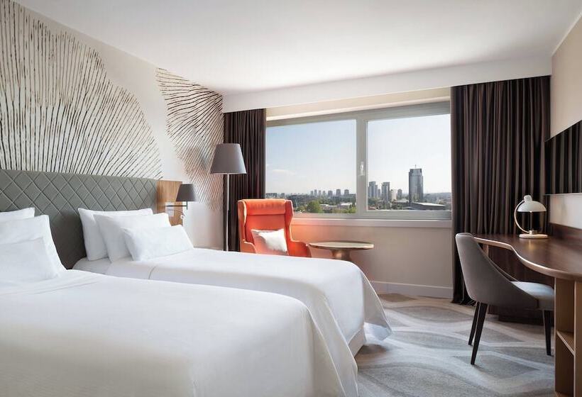 غرفة ديلوكس مطلة على المدينة, The Westin Zagreb