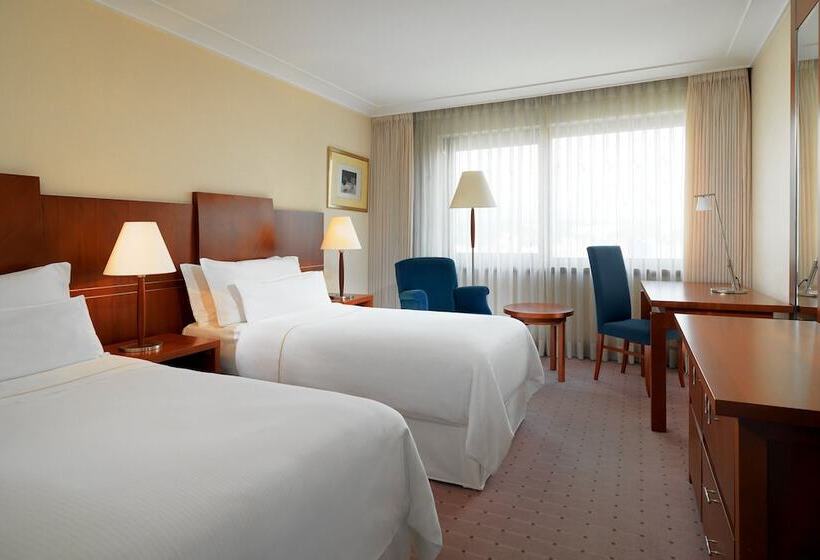 غرفة ديلوكس مطلة على المدينة, The Westin Zagreb