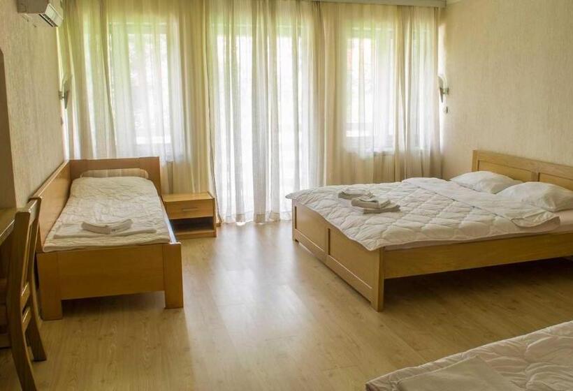 اتاق استاندارد چهار تخته, Motel Predejane