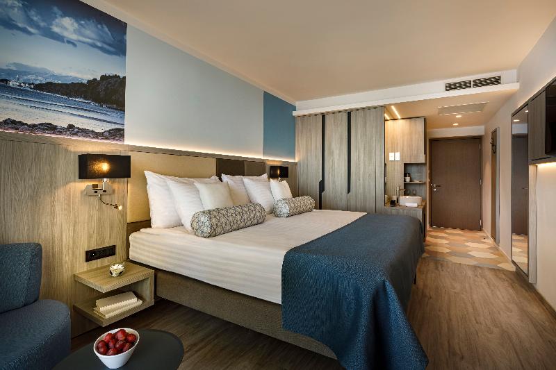 수피리어 트리플 룸, Valamar Carolina Hotel & Villas