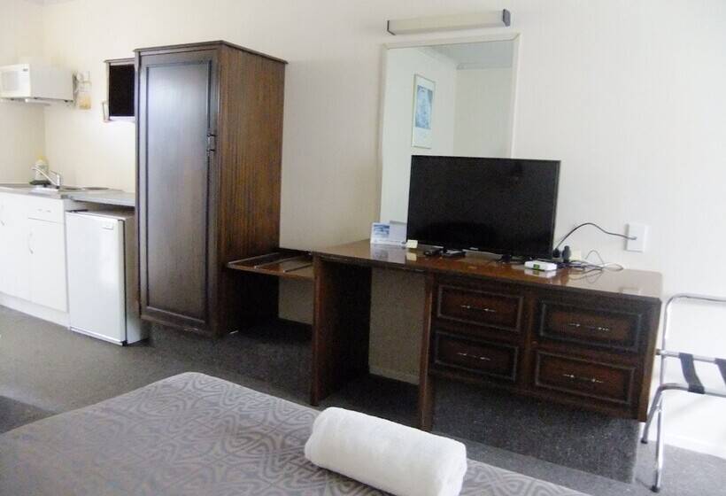 חדר אקונומי, Abbeycourt Motel