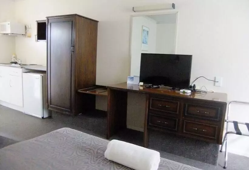 エコノミールーム, Abbeycourt Motel