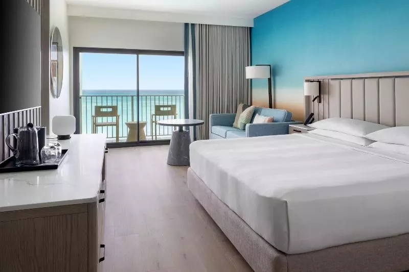 キングサイズベッドのスタンダードルーム, Grand Cayman Marriott Resort