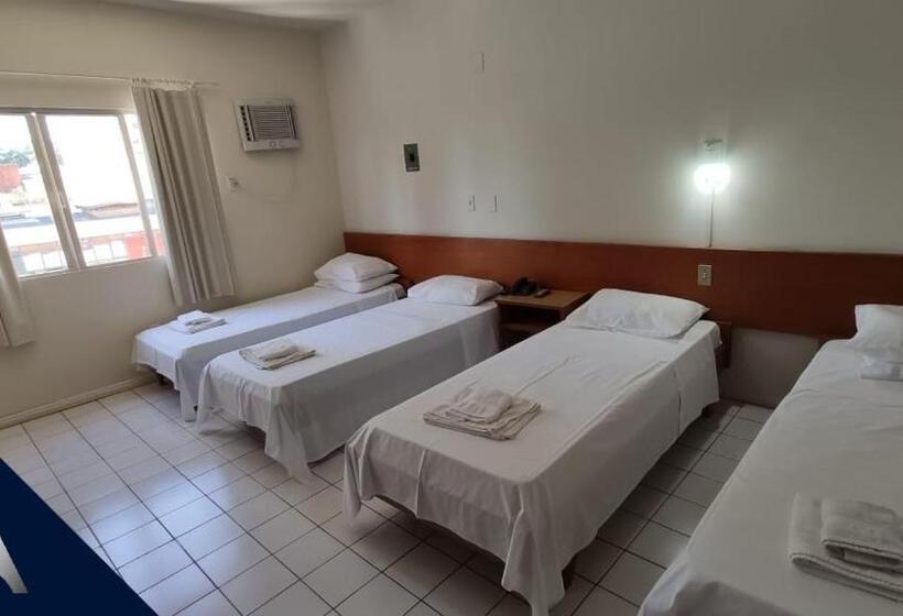 四人标准间, Ambassador