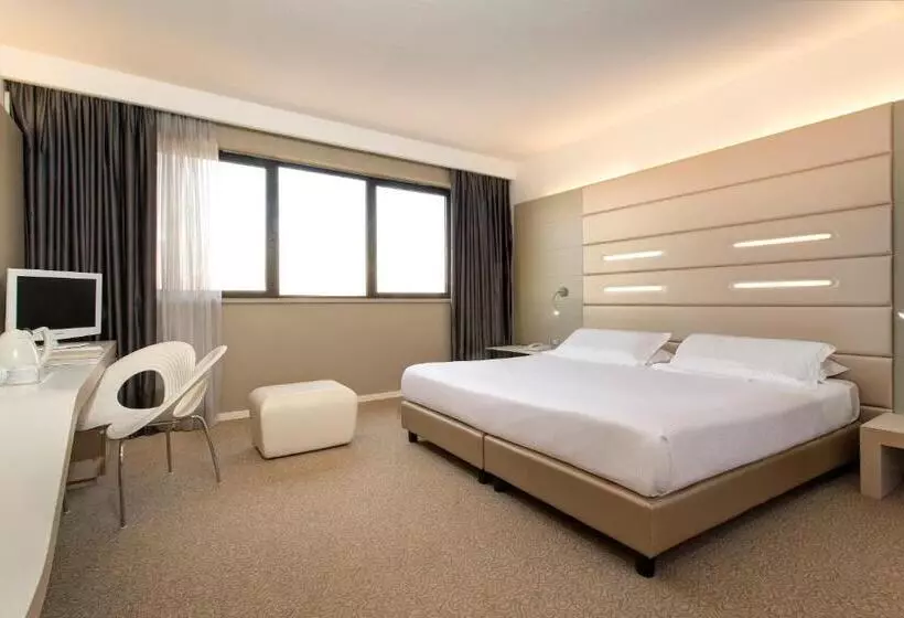 اتاق استاندارد, Best Western Plus Tower Hotel Bologna