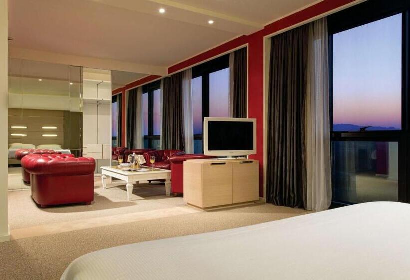 سوییت جونیور لوکس, Best Western Plus Tower Hotel Bologna