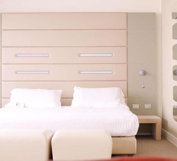 سوییت جونیور لوکس, Best Western Plus Tower Hotel Bologna