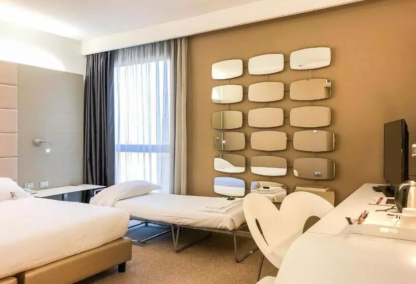 اتاق استاندارد سه نفره, Best Western Plus Tower Hotel Bologna