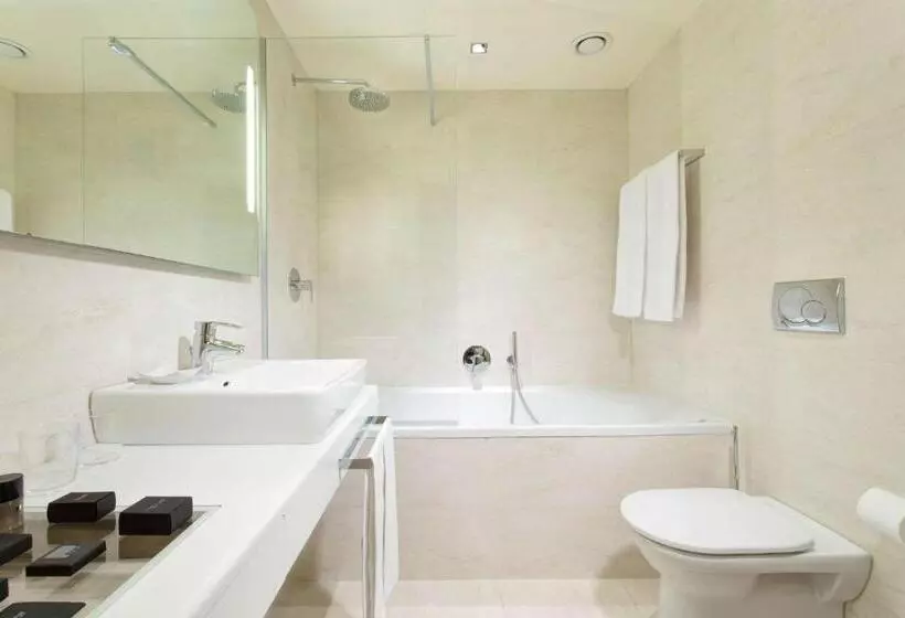 اتاق استاندارد سه نفره, Best Western Plus Tower Hotel Bologna