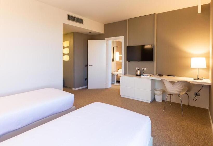 اتاق استاندارد چهار تخته, Best Western Plus Tower Hotel Bologna