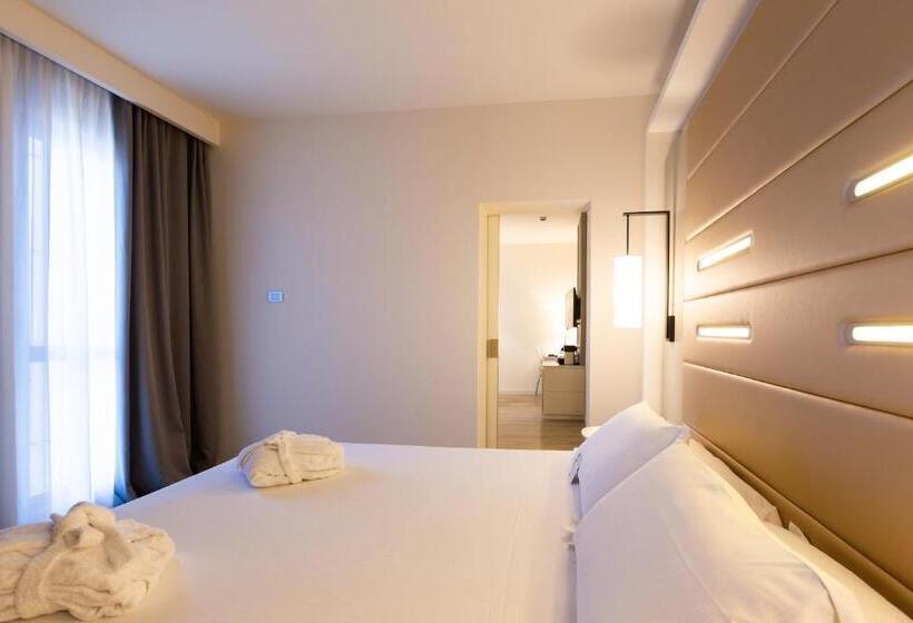 سوییت جونیور, Best Western Plus Tower Hotel Bologna