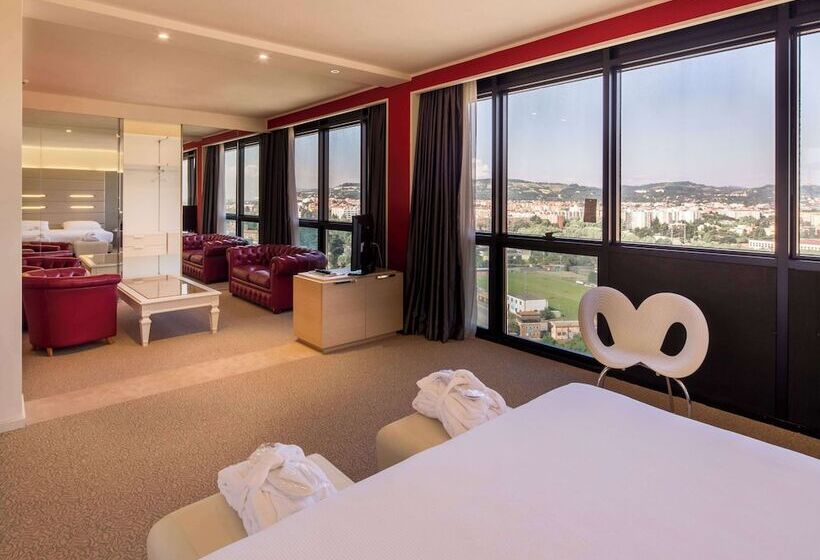 سوییت جونیور, Best Western Plus Tower Hotel Bologna