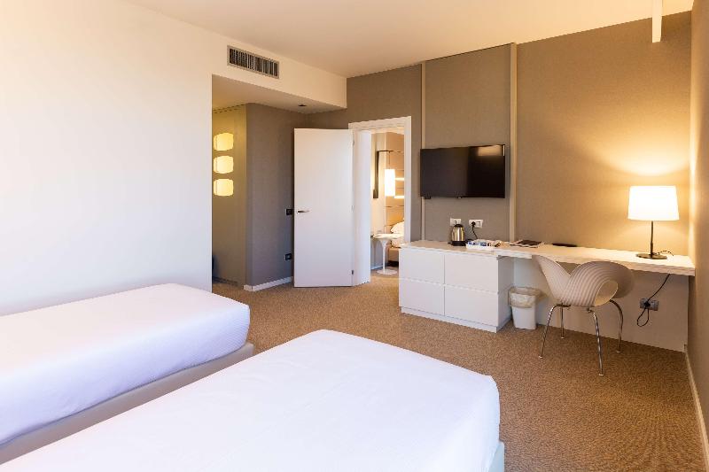 اتاق استاندارد چهار تخته, Best Western Plus Tower Hotel Bologna