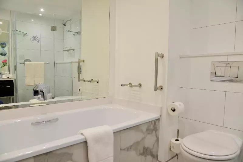 سوییت جونیور لوکس, Best Western Plus Tower Hotel Bologna