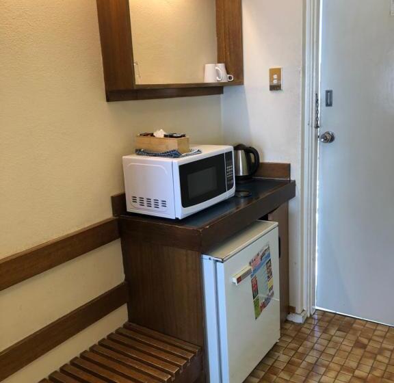חדר אקונומי, Canberra Lyneham Motor Inn