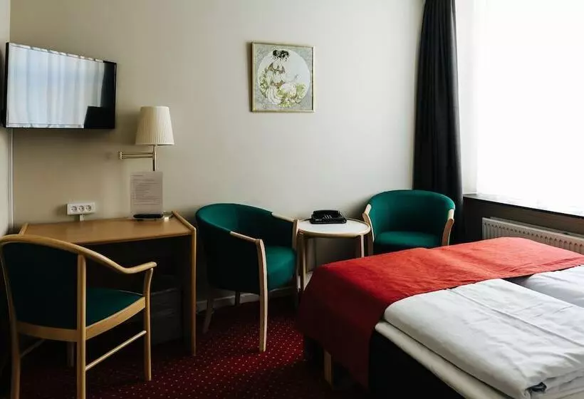 اتاق استاندارد, City Hotel Nebo