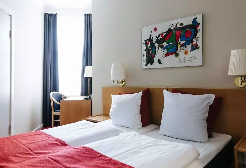 اتاق استاندارد, City Hotel Nebo