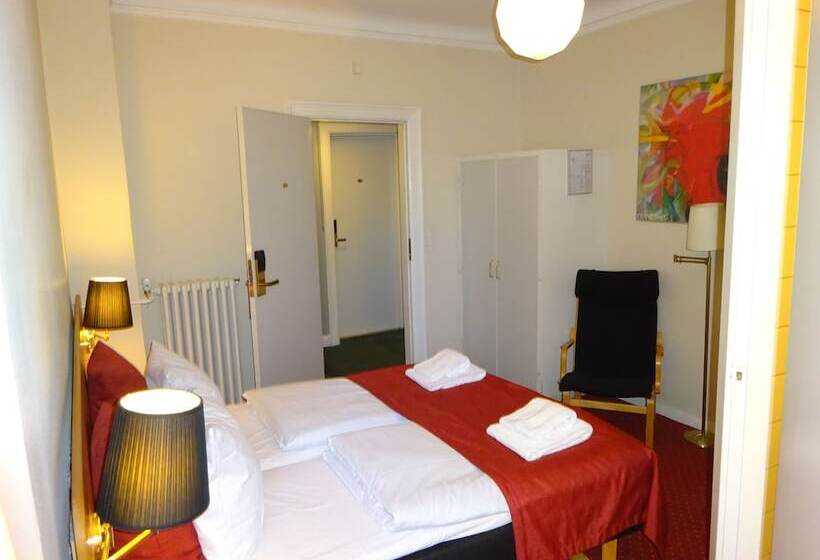 غرفة قياسية, City Hotel Nebo