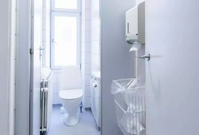 اتاق اکونومی با حمام مشترک, City Hotel Nebo