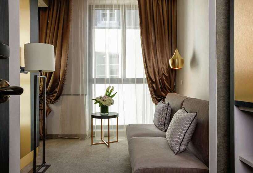 Семейный Номер, Glasgow Westerwood Spa & Golf Resort