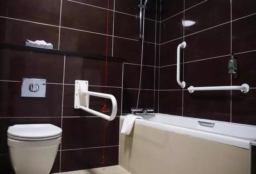 身障者適用スタンダードルーム, Holiday Inn Telford Ironbridge, An Ihg