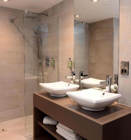 סוויטה, Holiday Inn Telford Ironbridge, An Ihg