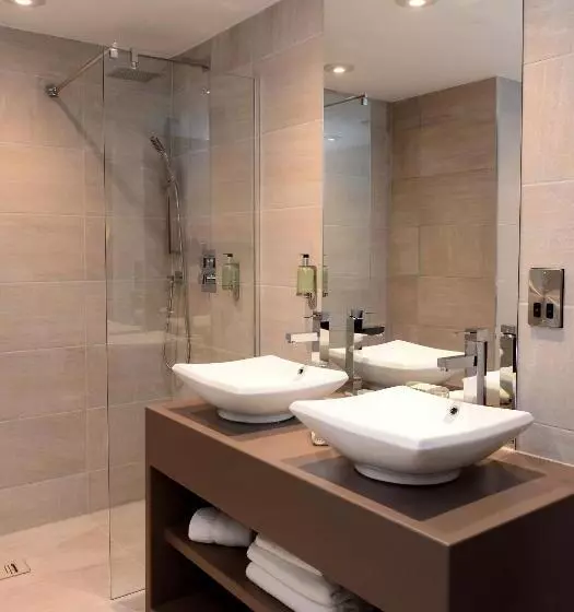 スイート, Holiday Inn Telford Ironbridge, An Ihg