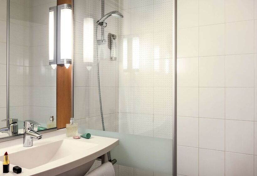 ダブルベッドスタンダードルーム, B&b Hotel Orléans Nord Saran