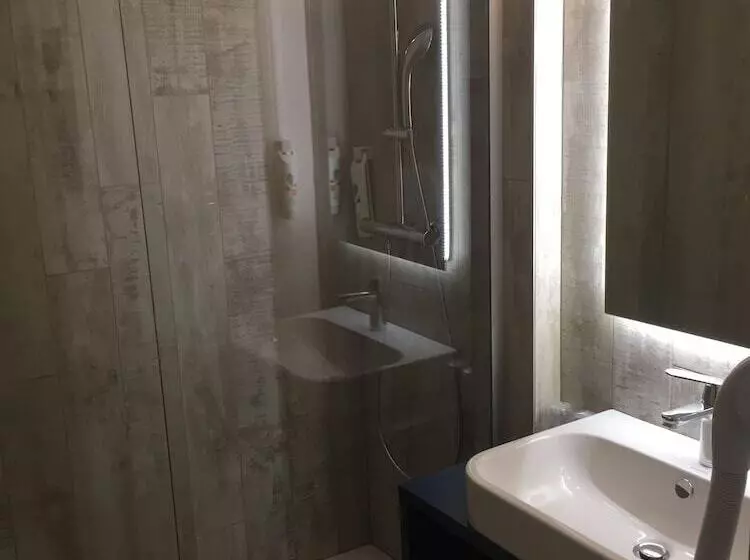 ダブルベッドスタンダードルーム, Ibis Styles La Rochelle Thalasso Châtelaillon