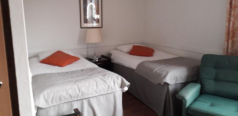 スタンダードルーム, Kauppahotelli