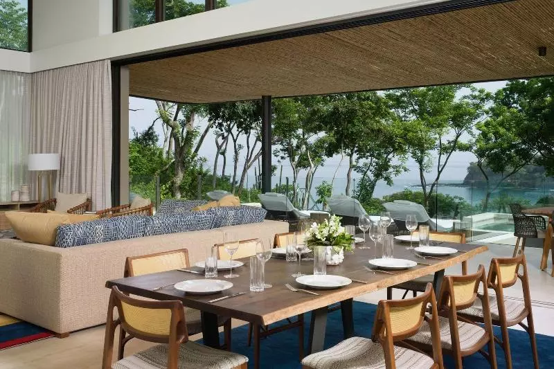 デラックスルーム, Le Méridien New Delhi