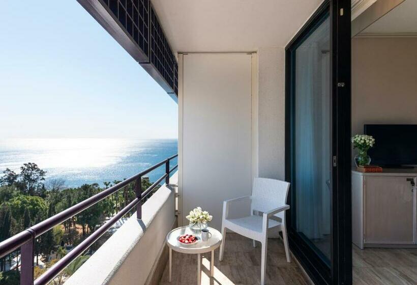 اتاق لوکس با چشمانداز دریا, Rixos Downtown Antalya, The Land of Legends Access