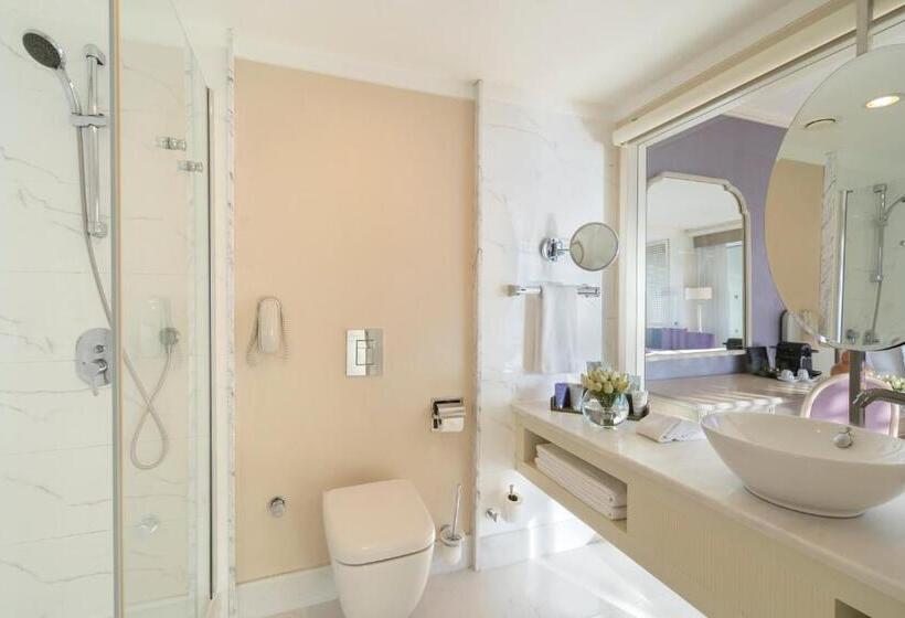 اتاق لوکس با چشمانداز دریا, Rixos Downtown Antalya, The Land of Legends Access