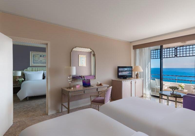 اتاق راحتی با چشم‌انداز دریا, Rixos Downtown Antalya, The Land of Legends Access