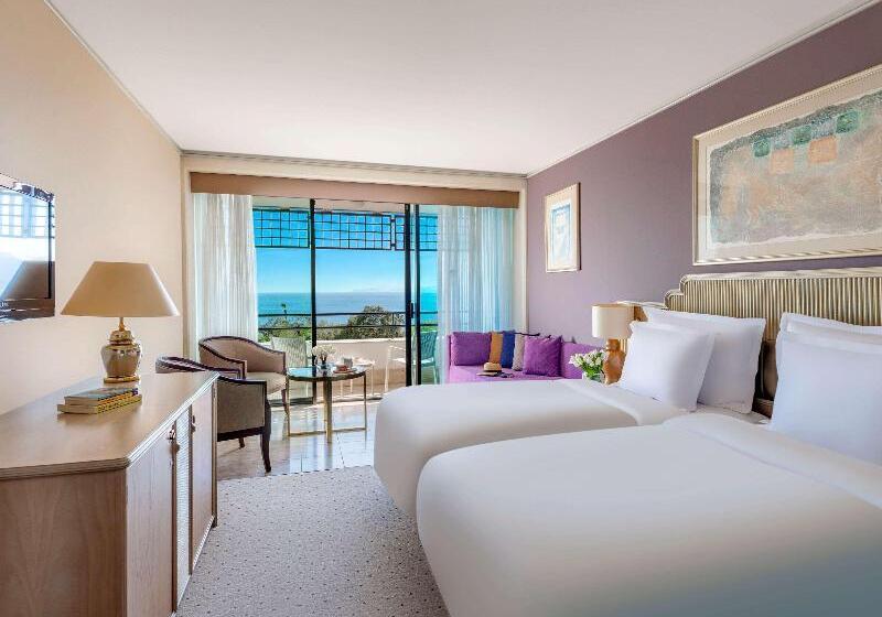 سوئیت جونیور با تخت بزرگ, Rixos Downtown Antalya, The Land of Legends Access