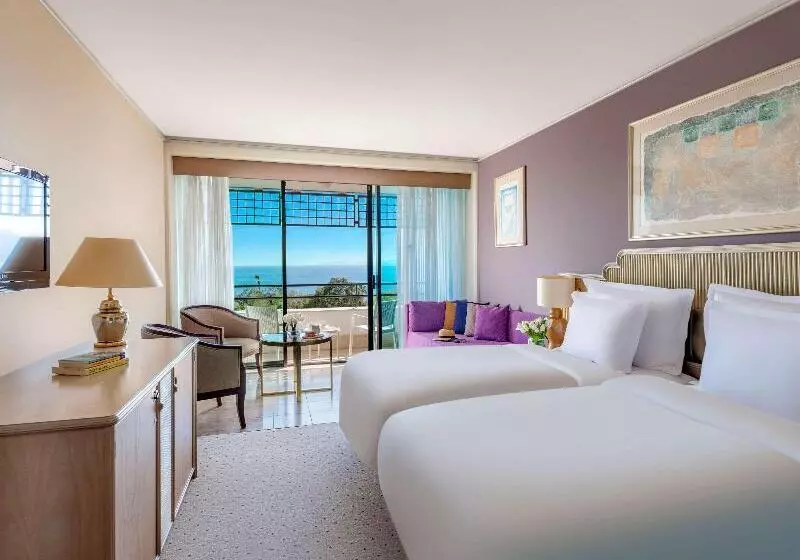 سوئیت جونیور با تخت بزرگ, Rixos Downtown Antalya, The Land of Legends Access