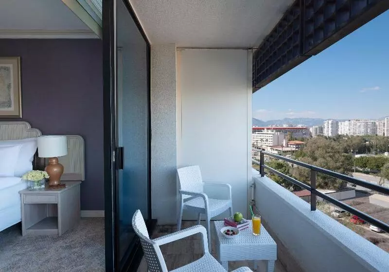 اتاق استاندارد تودرتو, Rixos Downtown Antalya, The Land of Legends Access