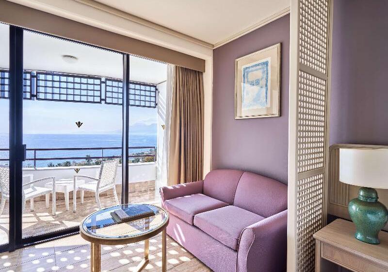 اتاق لوکس با چشمانداز دریا, Rixos Downtown Antalya, The Land of Legends Access