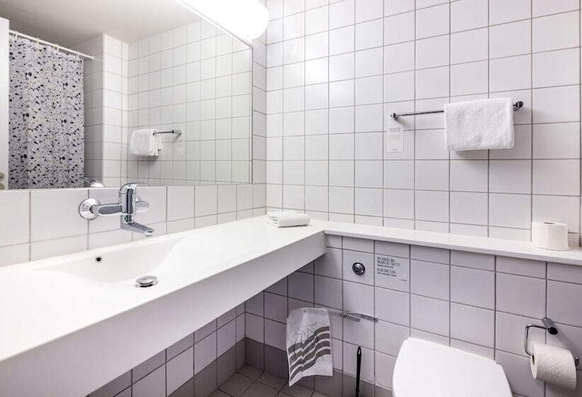 Standard Værelse, Scandic Aarhus Vest