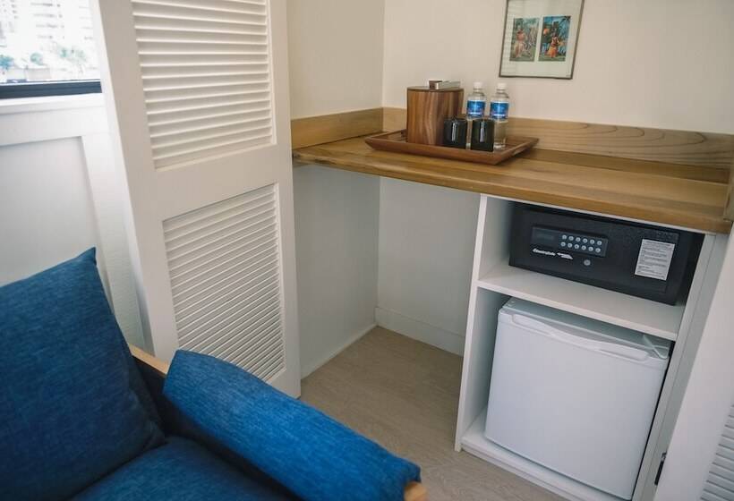 סוויטה, The Surfjack Hotel & Swim Club